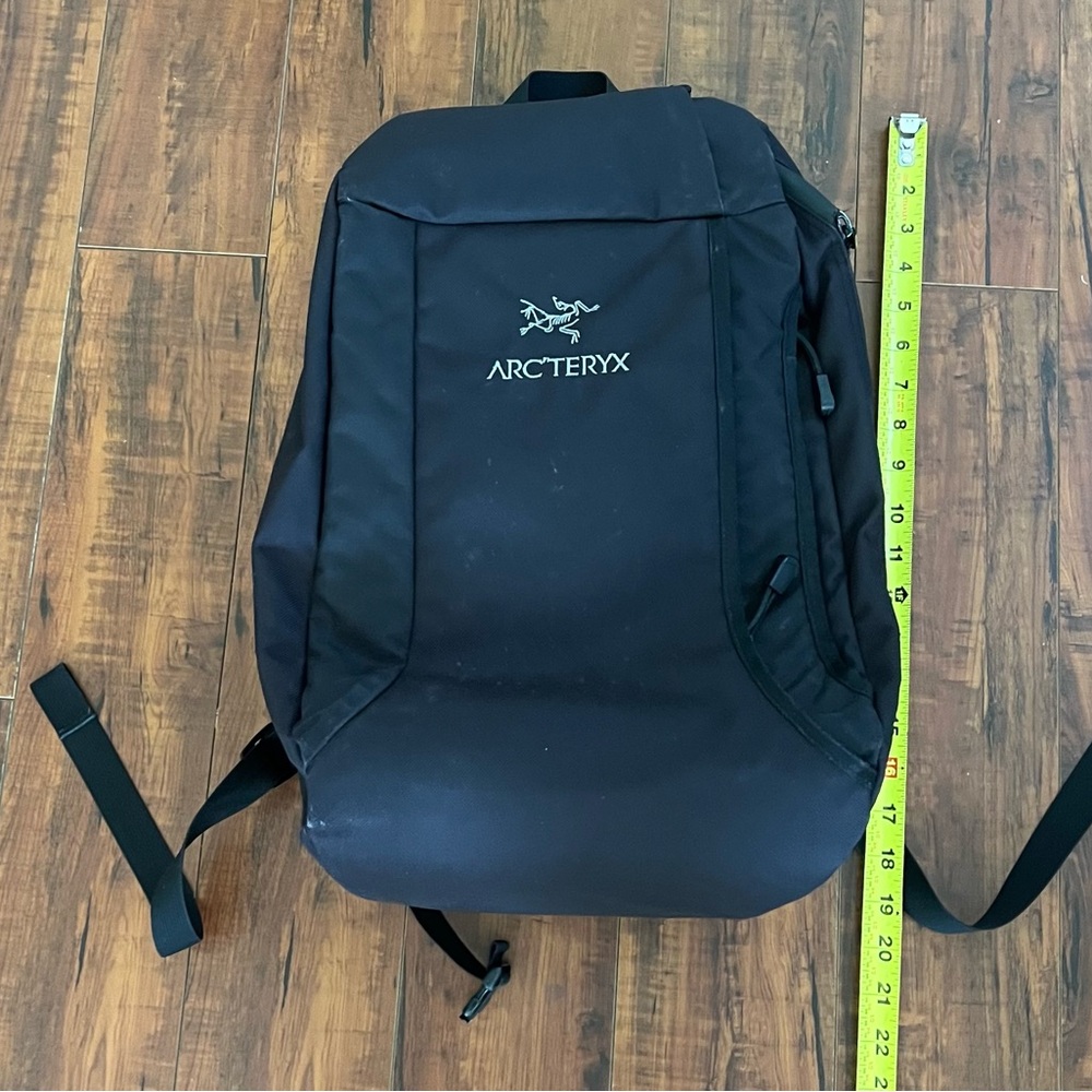 ARC’TERYX Blade 21 Laptop Travel Backpack - Picture 6 of 9